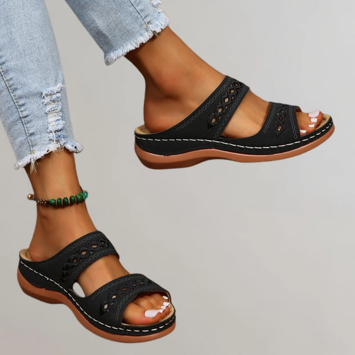 Alice | Cut-Out Double Strap Flat Sandals